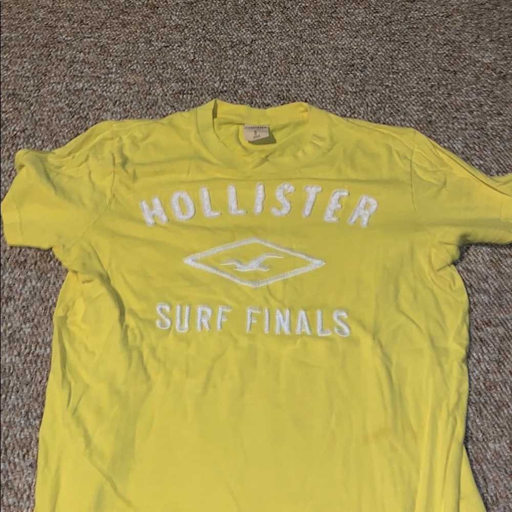 Hollister Tee Shirt